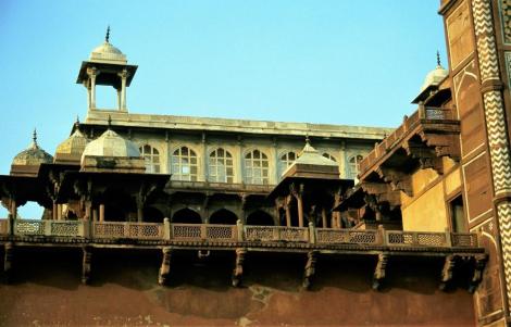 Sikandra: Akbar-Mausoleum (2000)