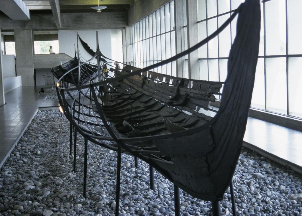Roskilde: Wikingermuseum - Kriegsschiff Skuldelev 5 (2001)