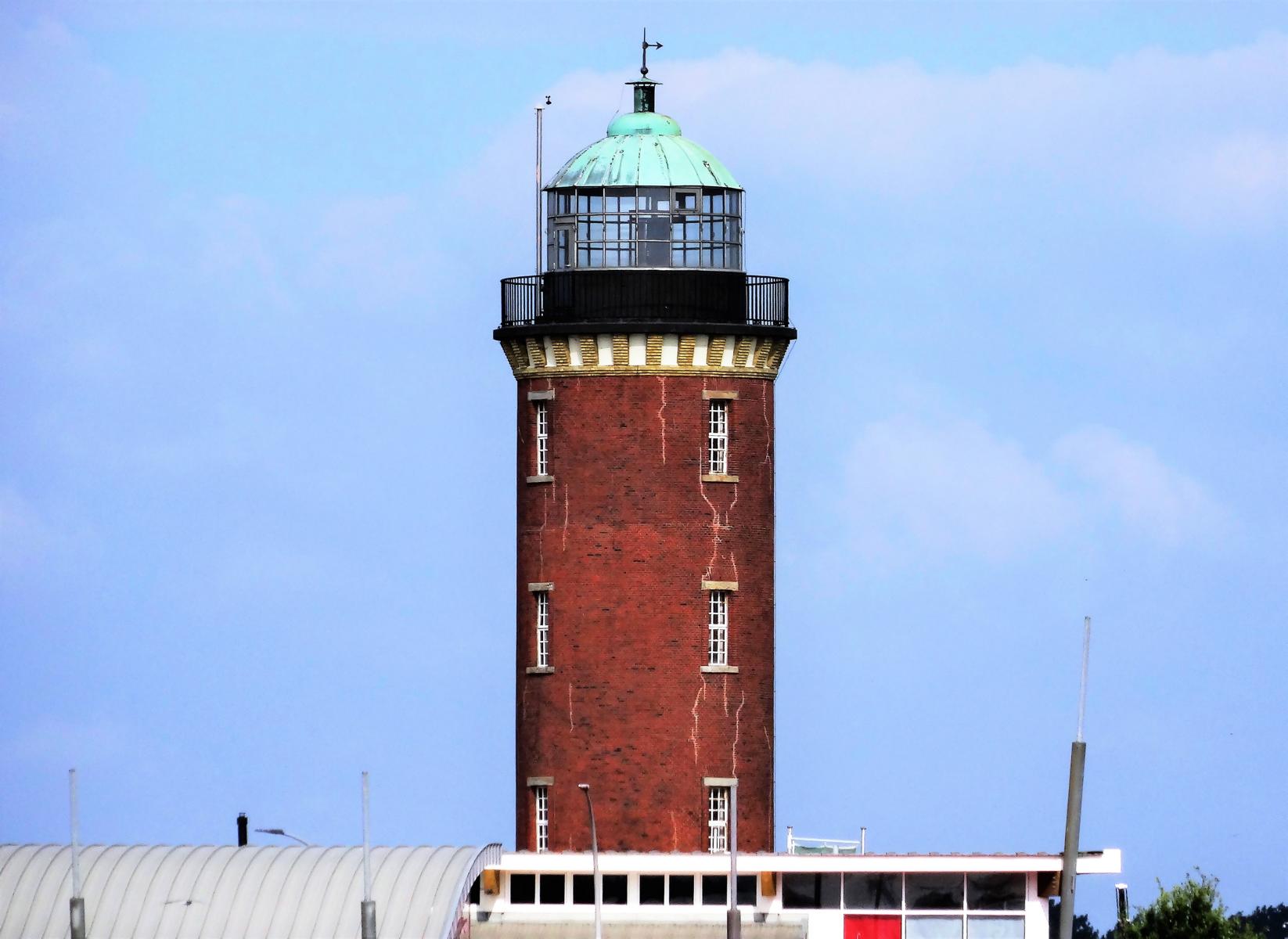 Cuxhaven: Hamburger Leuchtturm im Hafen (2021)