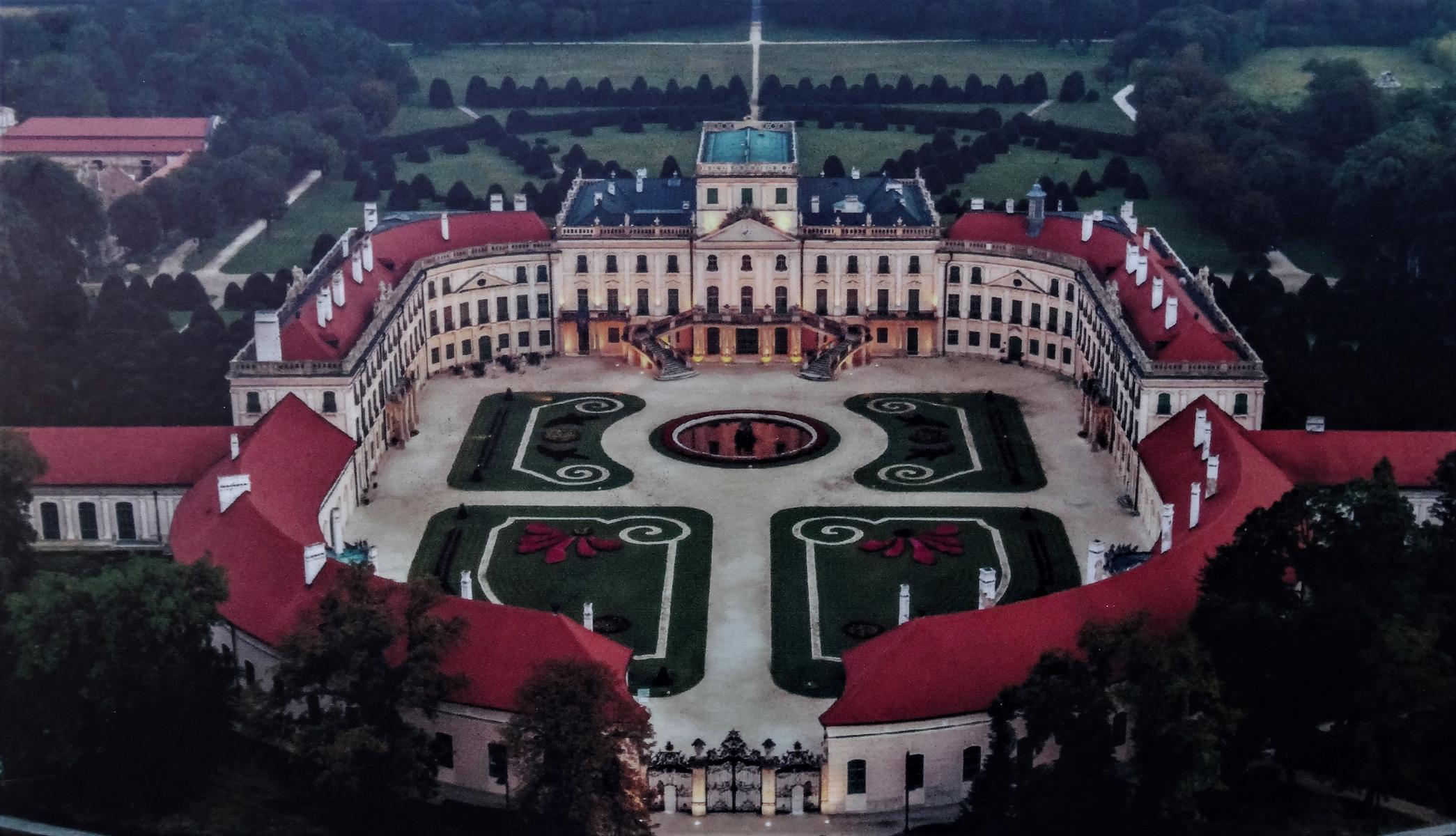 Esterhaza: Schloss - Luftbild (2021)